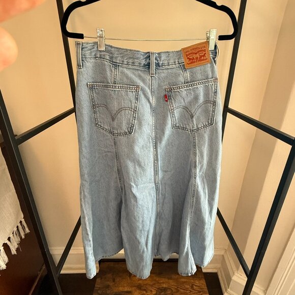 Levi’s Denim Midi Skirt - Size 28 - Picture 6 of 9